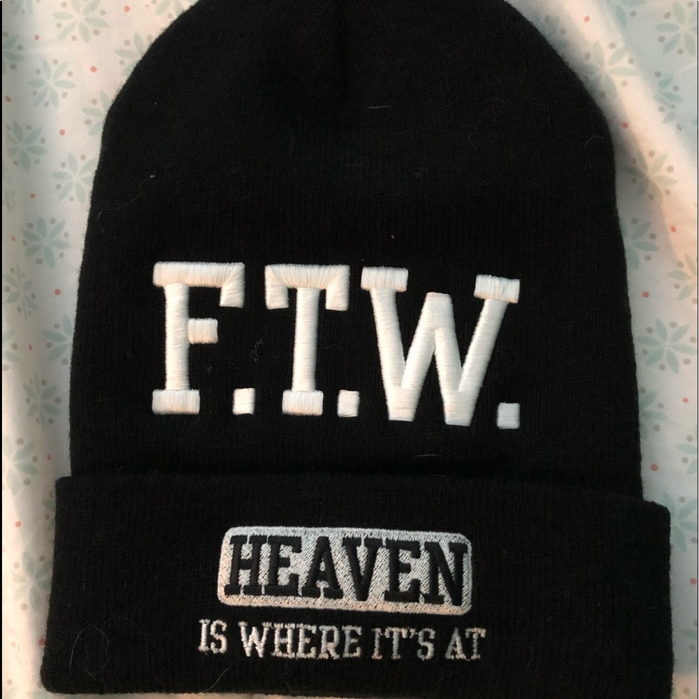 UNIF beanie